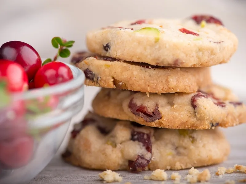 cran pistachio shortbread
