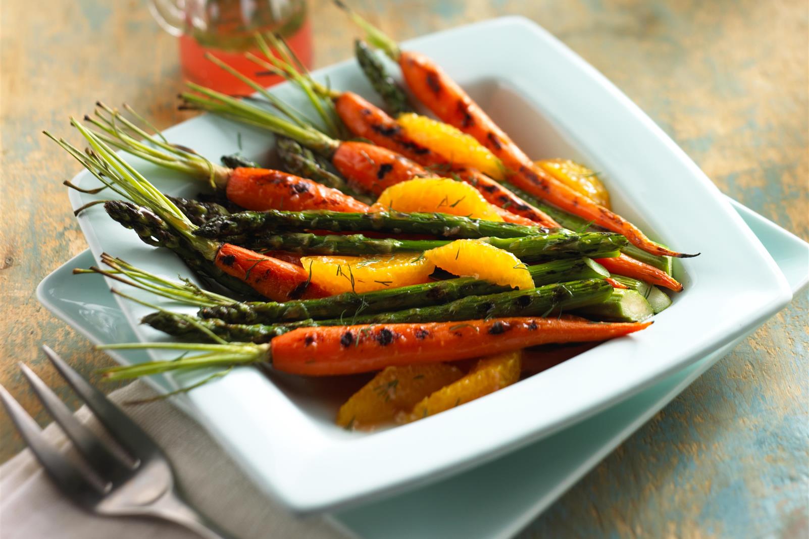Grilled Asparagus and Carrots with Grapefruit Dill Sauce